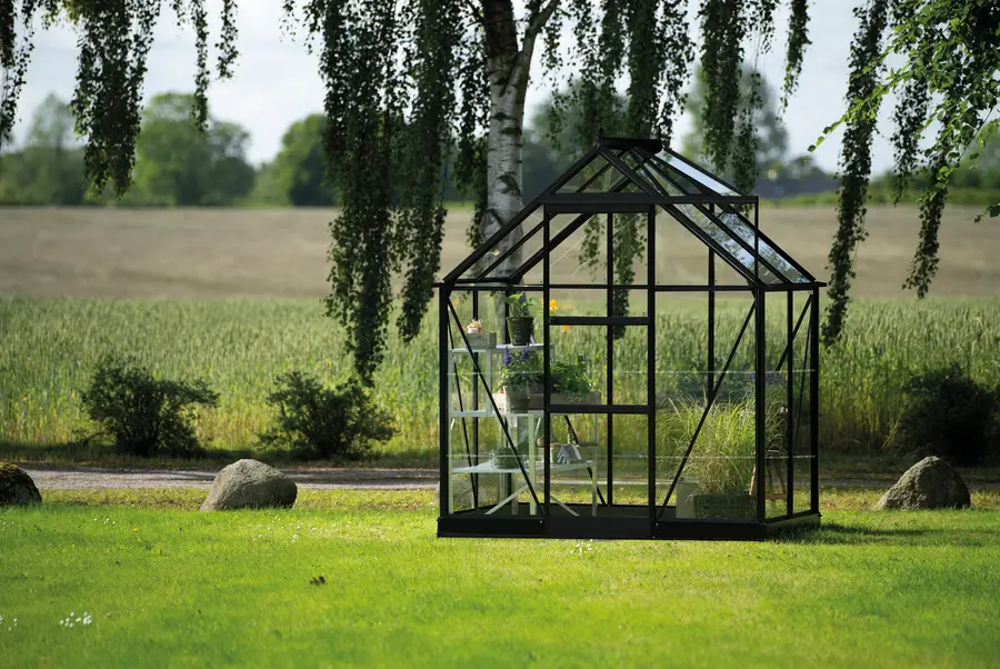 ICON 6 · 2.5 m² (6' x 4') Black w/3 mm glass